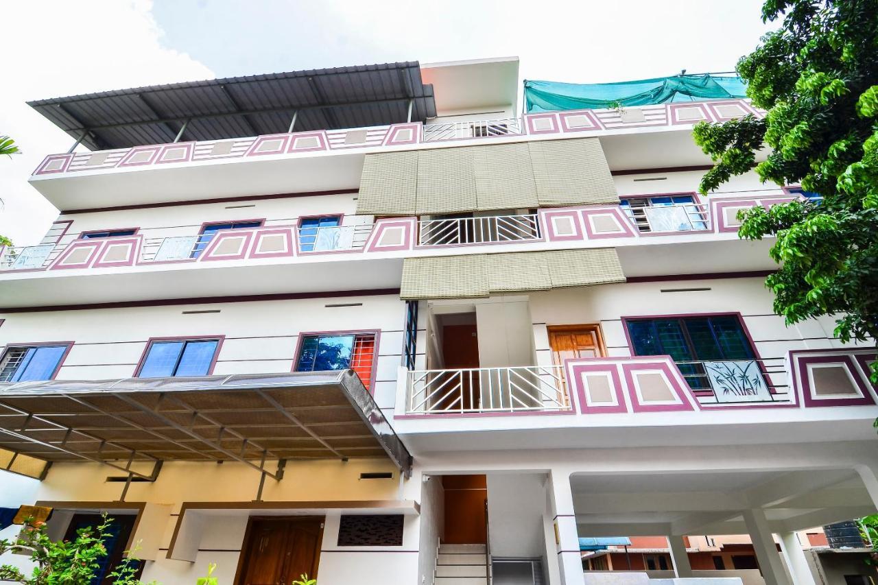 Oyo Home 81801 Akash Villa Trippapur Exterior photo