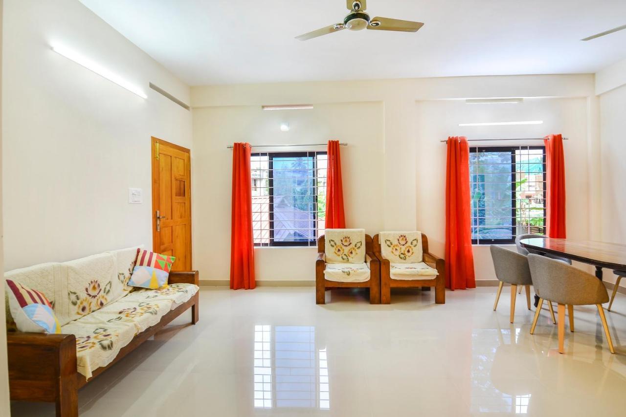Oyo Home 81801 Akash Villa Trippapur Exterior photo